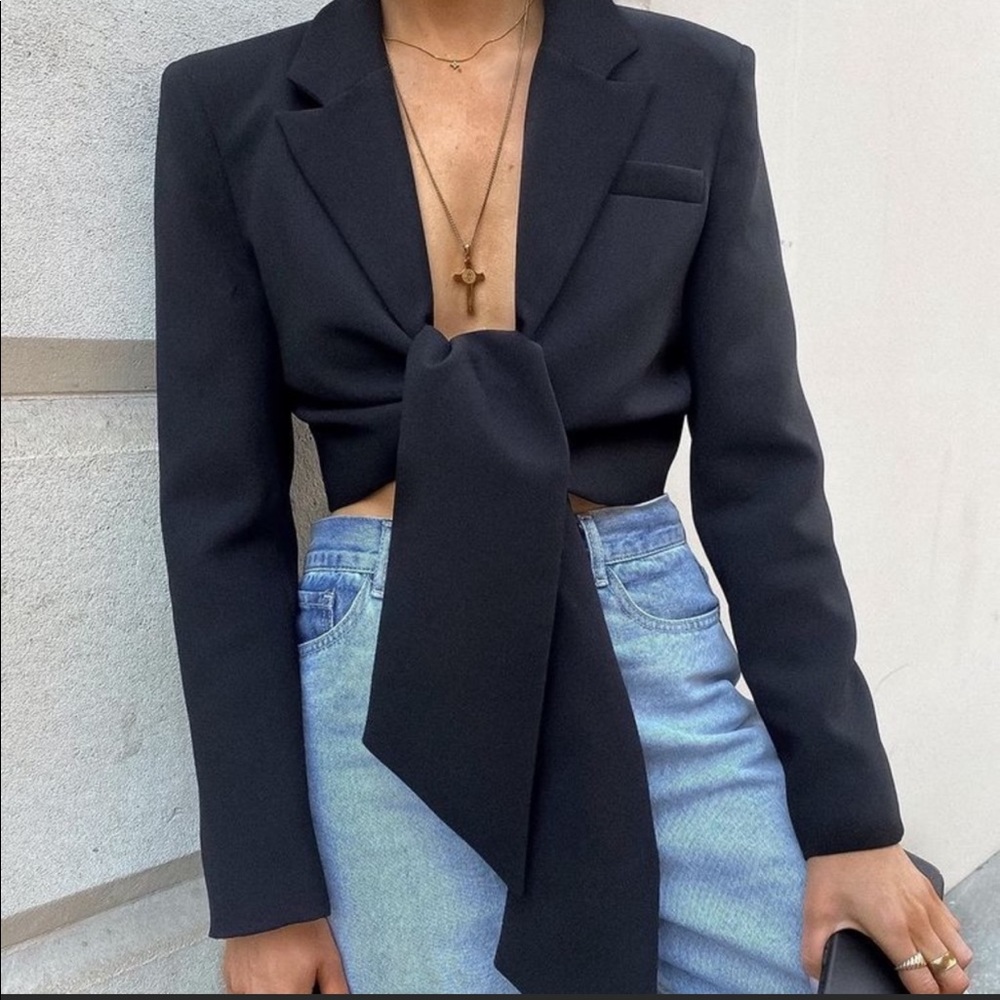 Blogger’s Favorite! ZARA Cropped Blazer with Tie!